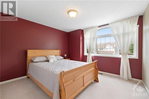 1022 Unicorn Avenue, Ottawa, ON - Indoor Photo Showing Bedroom