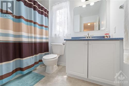 1022 Unicorn Avenue, Ottawa, ON - Indoor Photo Showing Bathroom