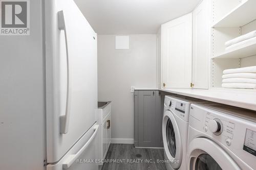 358 Arden Crescent, Burlington, ON - Indoor Photo Showing Laundry Room