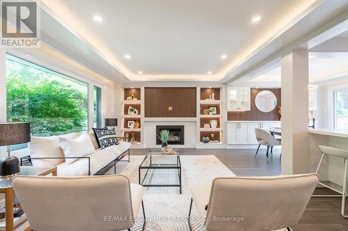 358 Arden Crescent, Burlington (Shoreacres), ON - Indoor Photo Showing Living Room With Fireplace