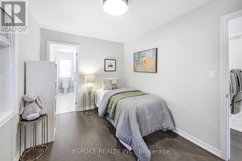 33 Father Redmond Way, Toronto, ON - Indoor Photo Showing Bedroom