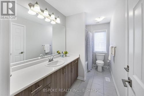 33 Father Redmond Way, Toronto, ON - Indoor Photo Showing Bathroom
