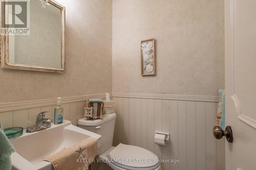 2-Piece Powder Room - 64 Mcmaster Crescent, London, ON - Indoor Photo Showing Bathroom