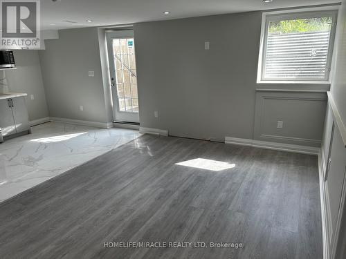 259 Ridge Road, Cambridge, ON - Indoor Photo Showing Other Room