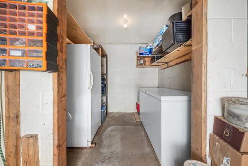 1617 Eagle Rock Road, Armstrong, BC - Indoor Photo Showing Laundry Room