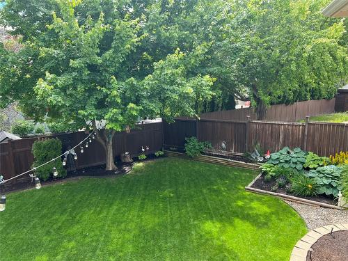 4858 Carmel Crescent, Kelowna, BC - Outdoor With Backyard