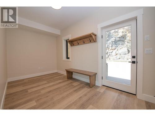 9993 Cathedral Drive, Vernon, BC - Indoor Photo Showing Other Room