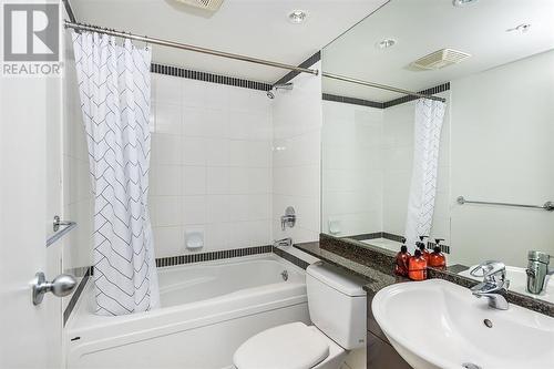 2303 1408 Strathmore Mews, Vancouver, BC - Indoor Photo Showing Bathroom