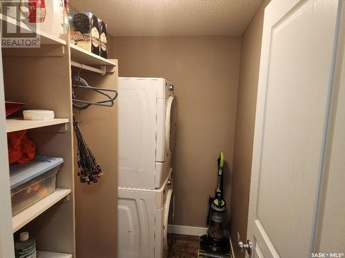 4604 James Hill Road, Regina, SK - Indoor Photo Showing Laundry Room