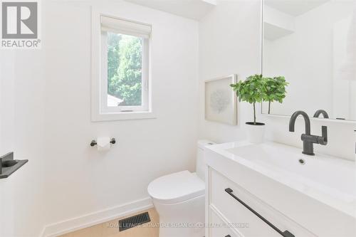 22 Donora Drive, Toronto (Crescent Town), ON - Indoor Photo Showing Bathroom