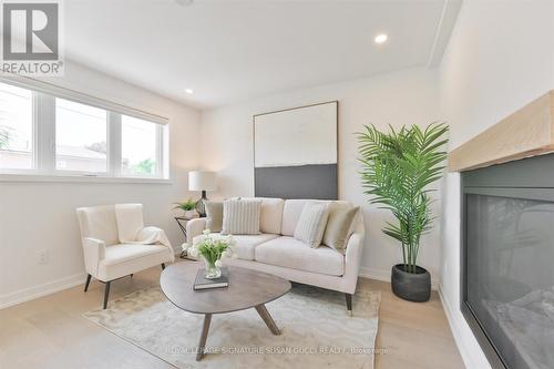 22 Donora Drive, Toronto (Crescent Town), ON - Indoor Photo Showing Living Room