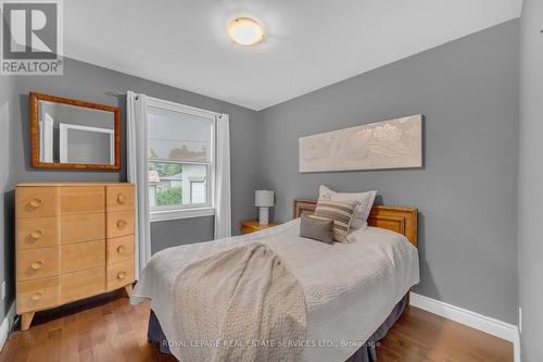 631 Trudale Court, Oakville, ON - Indoor Photo Showing Bedroom