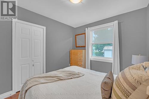 631 Trudale Court, Oakville, ON - Indoor Photo Showing Bedroom