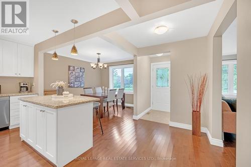 631 Trudale Court, Oakville, ON - Indoor Photo Showing Kitchen