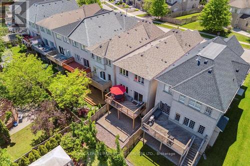 2433 Presquile Drive, Oakville, ON - Outdoor