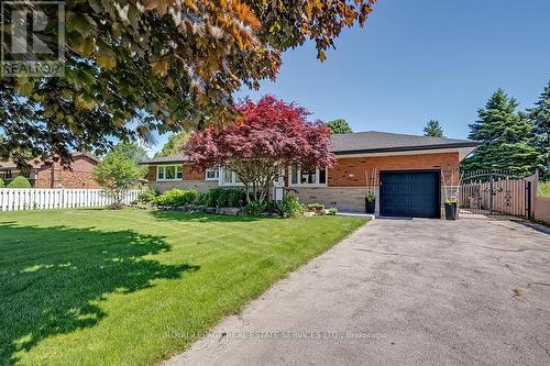 18 Alderson Drive, Hamilton, ON - Outdoor