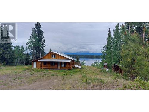 2757 Reed Road, Chilcotin, BC - Outdoor With Body Of Water