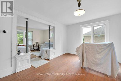264 Victoria Avenue, Belleville, ON - Indoor Photo Showing Bedroom