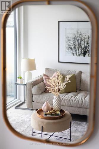 726 - 30 Baseball Place, Toronto, ON - Indoor Photo Showing Living Room