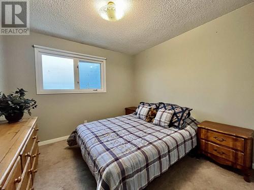 1460 N Eleventh Avenue, Williams Lake, BC - Indoor Photo Showing Bedroom