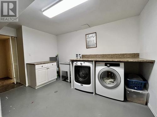 1460 N Eleventh Avenue, Williams Lake, BC - Indoor Photo Showing Laundry Room
