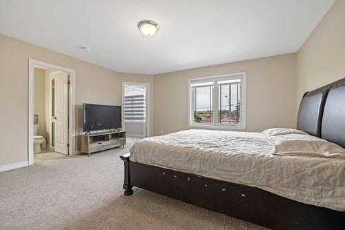 16 Prospect Avenue|Unit #B, St. Catharines, ON - Indoor Photo Showing Bedroom