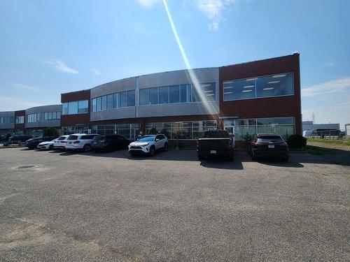 Frontage - 3236  - 3240 Av. Jacques-Bureau, Laval (Chomedey), QC - Outdoor