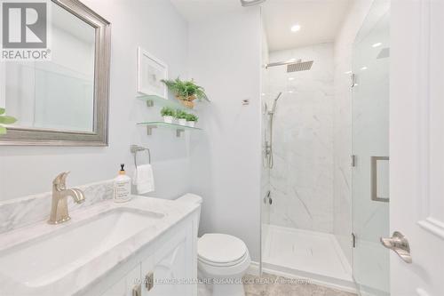 33 Jodphur Avenue, Toronto, ON - Indoor Photo Showing Bathroom