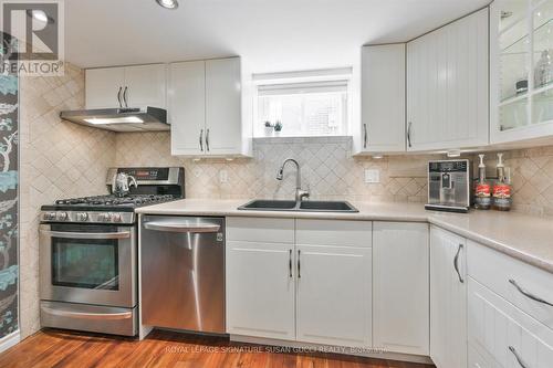 33 Jodphur Avenue, Toronto, ON - Indoor Photo Showing Kitchen