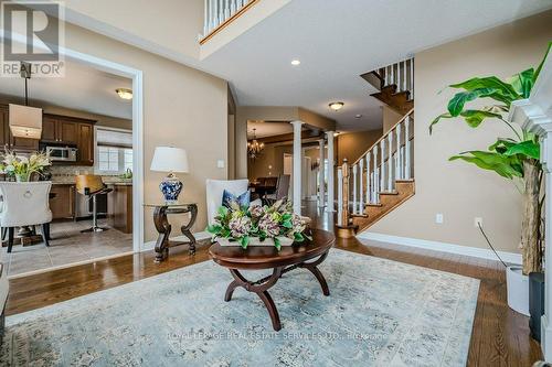 2240 Wuthering Heights Way, Oakville, ON - Indoor Photo Showing Living Room