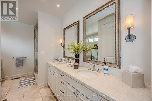 249 Lakeside Avenue, Burlington, ON - Indoor Photo Showing Bathroom