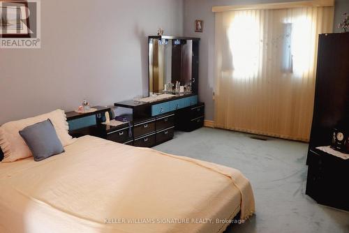 5158 Sundial Court, Mississauga (Hurontario), ON - Indoor Photo Showing Bedroom