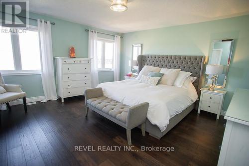 113 Munro Circle, Brantford, ON - Indoor Photo Showing Bedroom