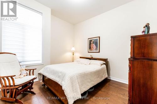 29 Northwest Court, Halton Hills, ON - Indoor Photo Showing Bedroom