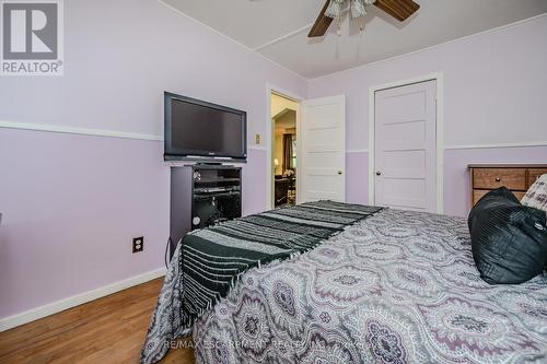 20 Normanhurst Avenue, Hamilton, ON - Indoor Photo Showing Bedroom