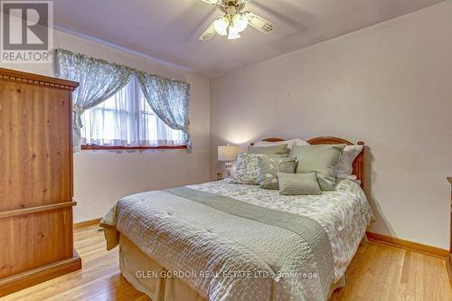 52 Arcadia Crescent, London, ON - Indoor Photo Showing Bedroom