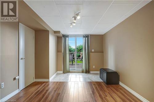 10 Steeles Crescent, Cambridge, ON - Indoor Photo Showing Other Room