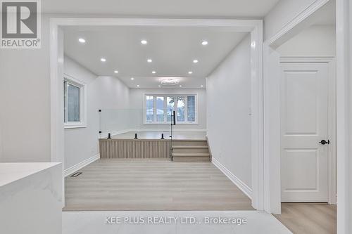 23 Reiber Crescent, Toronto, ON - Indoor Photo Showing Other Room