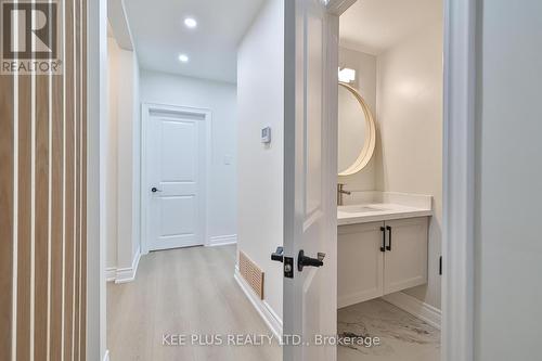 23 Reiber Crescent, Toronto, ON - Indoor Photo Showing Bathroom