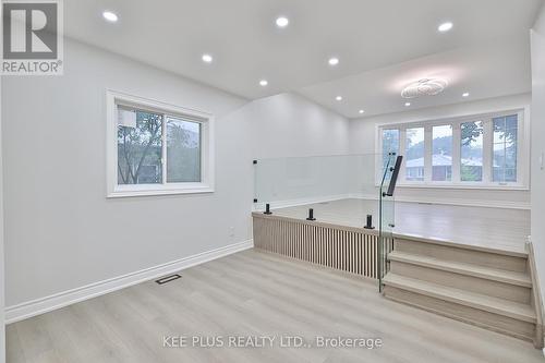 23 Reiber Crescent, Toronto, ON - Indoor Photo Showing Other Room