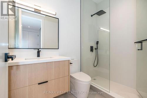 109 Hounslow Avenue, Toronto, ON - Indoor Photo Showing Bathroom