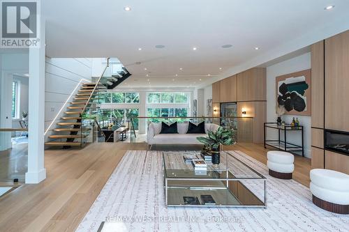 109 Hounslow Avenue, Toronto, ON - Indoor Photo Showing Living Room