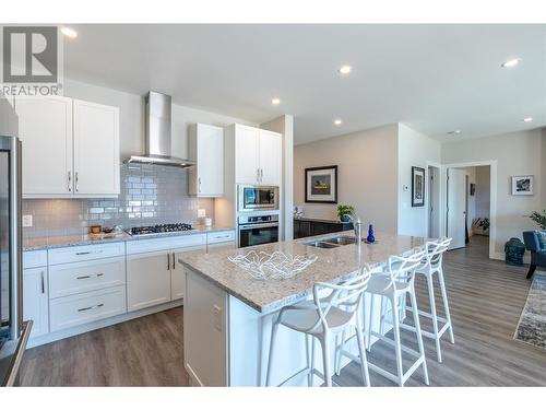 600 Vista Park Unit# 632, Penticton, BC - Indoor Photo Showing Kitchen With Double Sink With Upgraded Kitchen