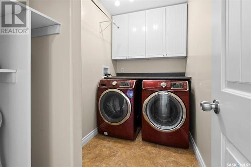 3 Briarvale Crescent, Saskatoon, SK - Indoor Photo Showing Laundry Room