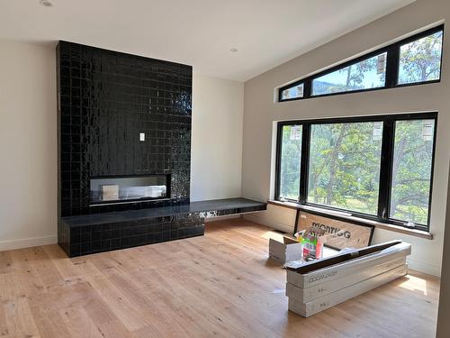 461 Copper Road, Rossland, BC - Indoor With Fireplace