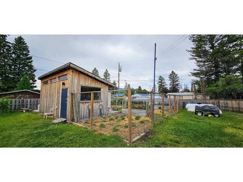 4983 Mcgrath Avenue, Canal Flats, BC - Outdoor