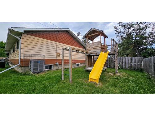 4983 Mcgrath Avenue, Canal Flats, BC - Outdoor