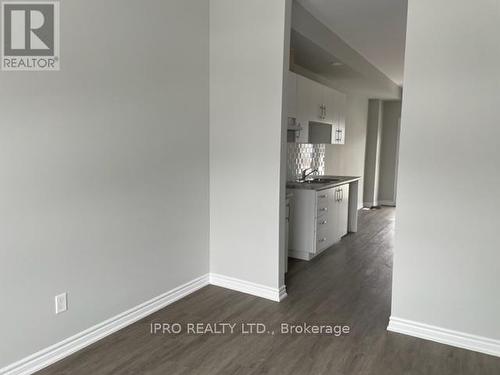 43 Perenack Avenue W, Welland, ON - Indoor Photo Showing Other Room