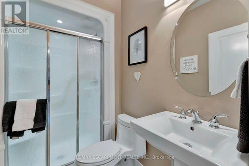3559 Algonquin Drive, Fort Erie, ON - Indoor Photo Showing Bathroom