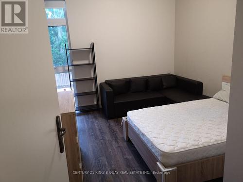 210 - 253 Albert Street S, Waterloo, ON - Indoor Photo Showing Bedroom